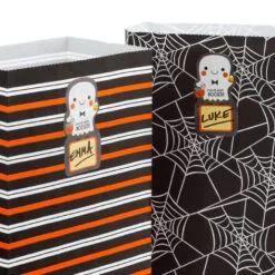 Hallmark You've Been Booed 30-Pack Halloween Paper Goodie Bags With Stickers -Hallmark Store Assorted Halloween Paper Goodie Bags With Stickers 5HGB1886 04