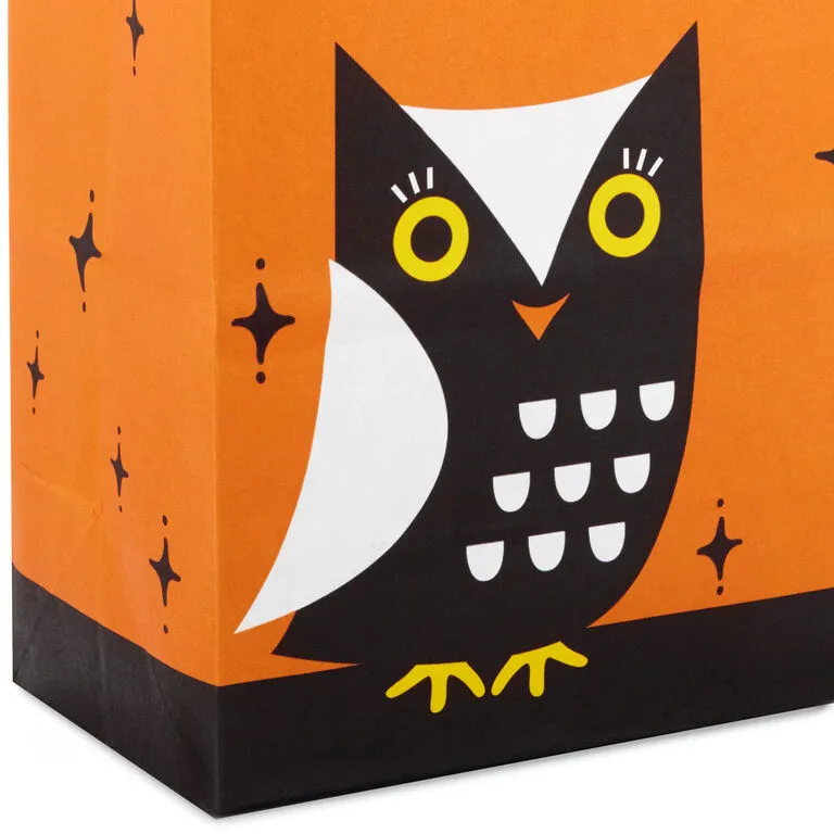Hallmark 6.5" Assorted 8-Pack Happy Halloween Small Gift Bags 6 Hallmark 6.5" Assorted 8-Pack Happy Halloween Small Gift Bags - Image 6