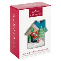 Hallmark Cookie Cutter Christmas Ornament -Hallmark Store Cookie Cutter Mouse Diorama Keepsake Ornament 1799QXR8067 04