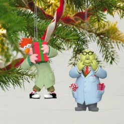 Hallmark Disney The Muppets Dr. Bunsen Honeydew And Beaker Ornaments, Set Of 2 9 Hallmark Disney The Muppets Dr. Bunsen Honeydew And Beaker Ornaments, Set Of 2 -Hallmark Store Muppets Dr. Bunsen and Beaker Keepsake Ornaments 2999QXD6759 02
