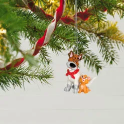 Hallmark Disney Oliver And Company 35th Anniversary Oliver And Dodger Ornament -Hallmark Store Oliver and Company Dog and Cat Keepsake Ornament 1899QXD6559 02