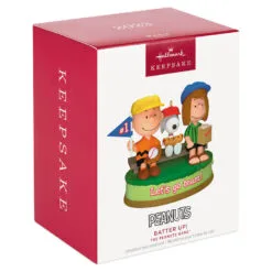 Hallmark The Peanuts® Gang Batter Up! Musical Ornament -Hallmark Store Peanuts Gang Watching Baseball Keepsake Ornament 3299QXI7059 04