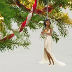 Hallmark Disney The Princess And The Frog Tiana And Prince Naveen Ornament -Hallmark Store Princess Tiana and the Frog Keepsake Ornament 1999QXD6687 02
