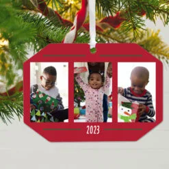 Hallmark Three-Photo Personalized Text And Photo Metal Ornament -Hallmark Store ThreePhoto Personalized Christmas Ornament 1OFM1001B5 02