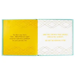 Hallmark Why 30 Is Amazing Book -Hallmark Store Why 30 Is Amazing Gift Book 1BOK1450 04